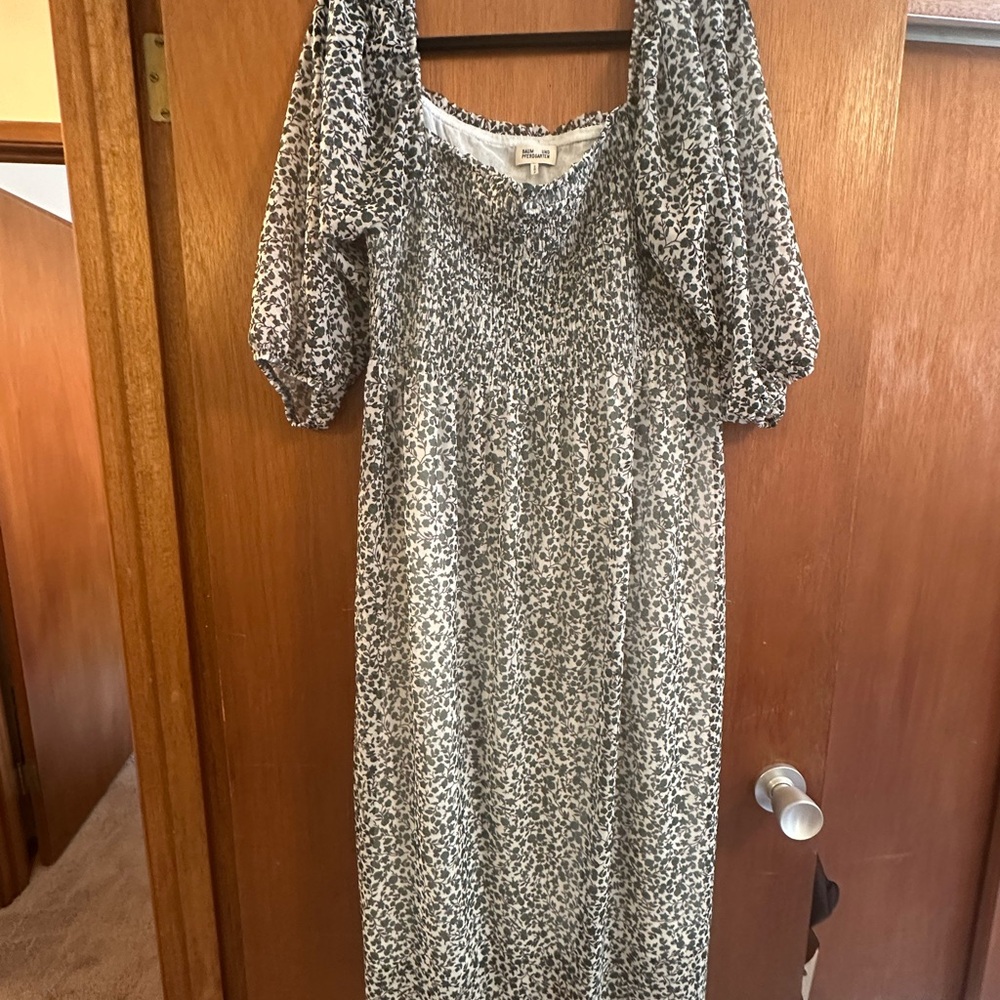 Green Floral Print Smocked Dress